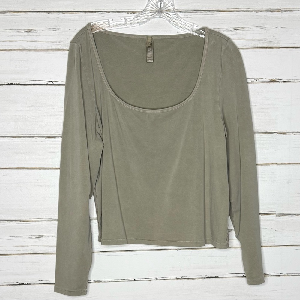 SKIMS Cotton Long Sleeve Scoop Neck Top